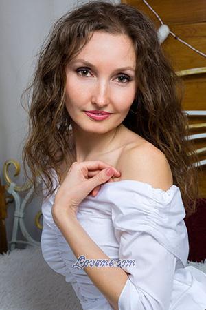 195437 - Anastasia Age: 38 - Ukraine