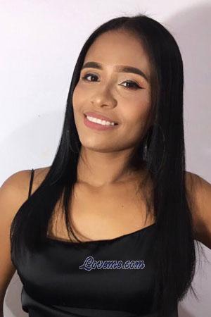 201716 - Maria Fernanda Age: 32 - Colombia