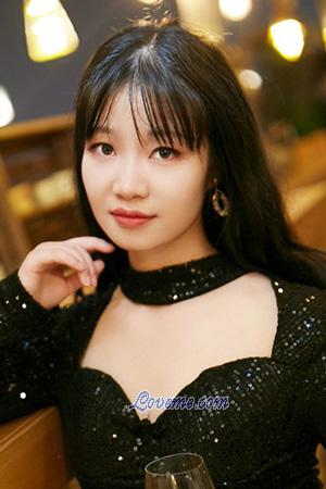 206391 - Yingying Age: 33 - China