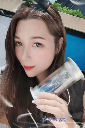 226732 - Huiyi Age: 41 - China