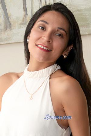 227056 - Carol Age: 32 - Peru