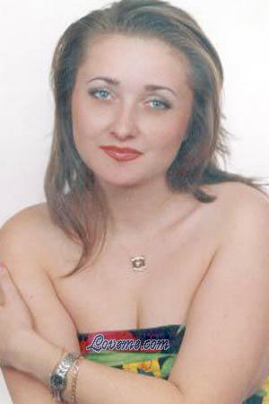 59940 - Oxana Age: 37 - Russia