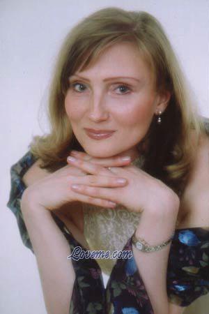 61033 - Larisa Age: 46 - Russia