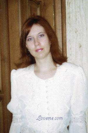 81350 - Irina Age: 34 - Russia